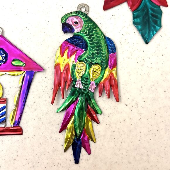 Vintage Mexican Folk Art Hand Painted Punched Tin Christmas Ornaments 6 Lot - Picture 4 of 16